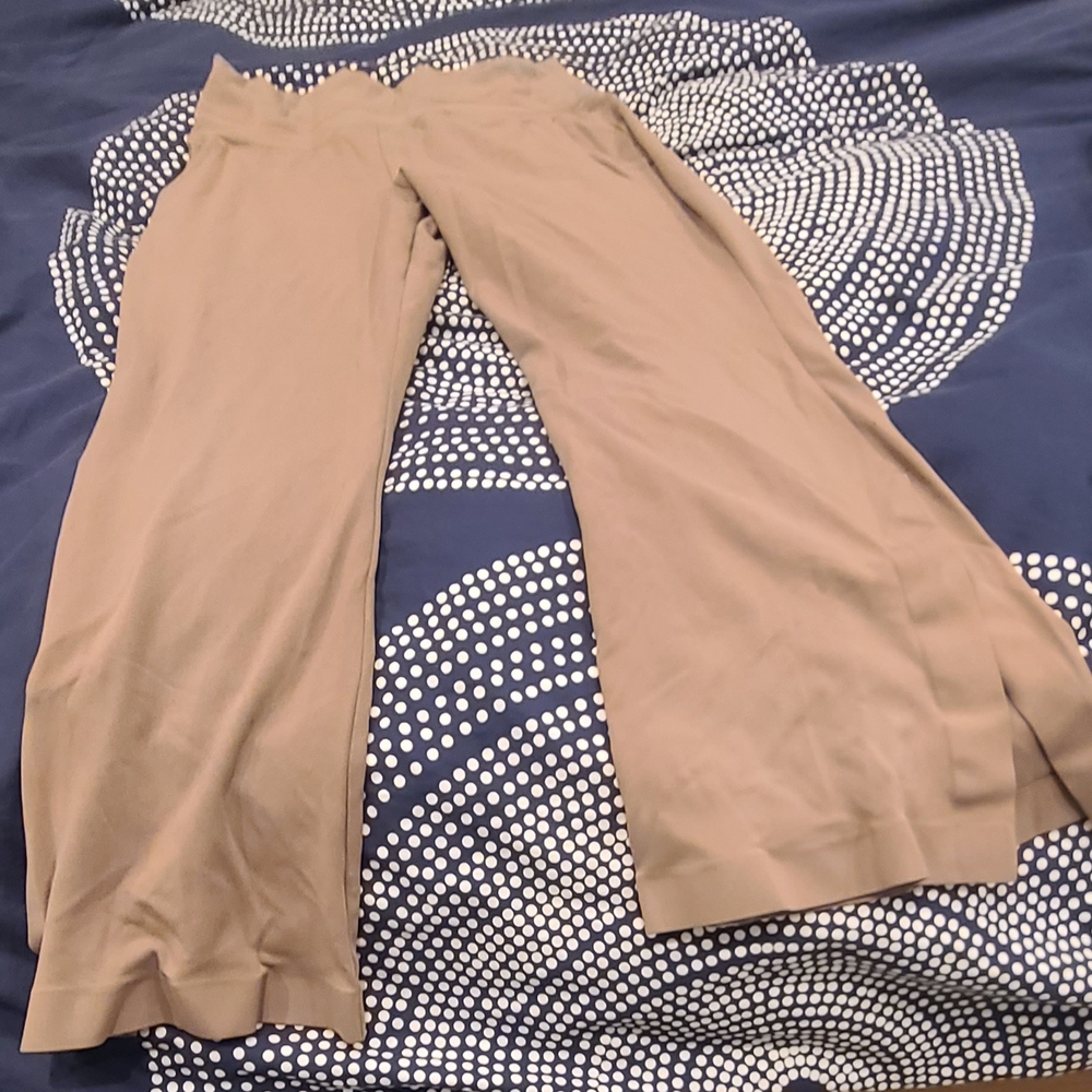 Athleta Taupe Relaxed Pants